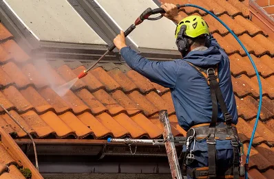 Démoussage et hydrofuge de toiture à Guemps